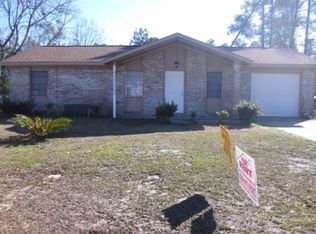 1413 Timber Lane Rd, Gautier, MS 39553