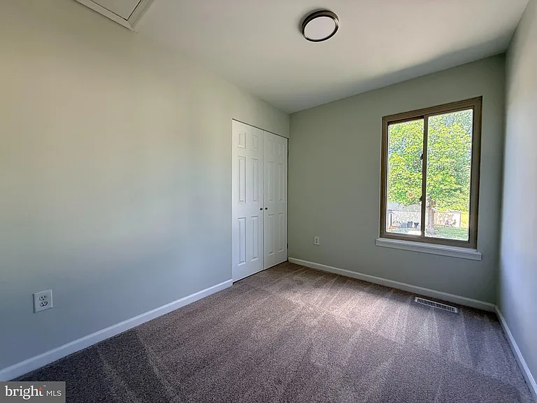 47 King Henry Cir #47 — Photo 20