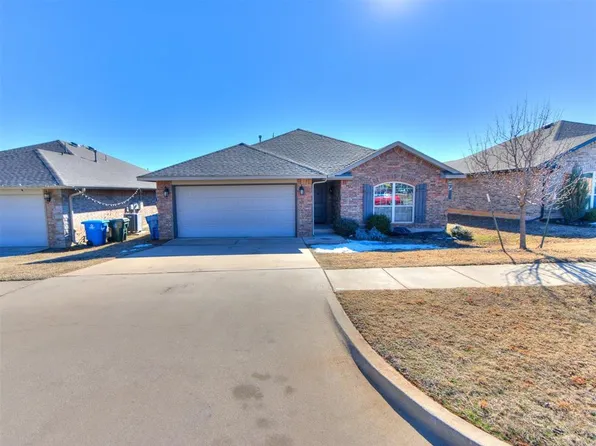 10516 Turtle Back Dr, Midwest City, OK 73130