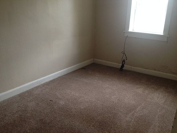 4th image of 409 Park Ave APT 9