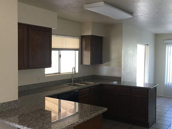4th image of 2714 N 89th Dr