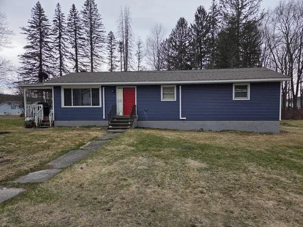 30 Park St, Browndale, PA 18421