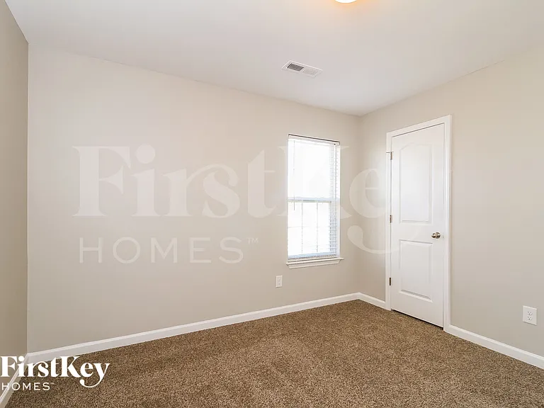667 Field Crossing Ct — Photo 12