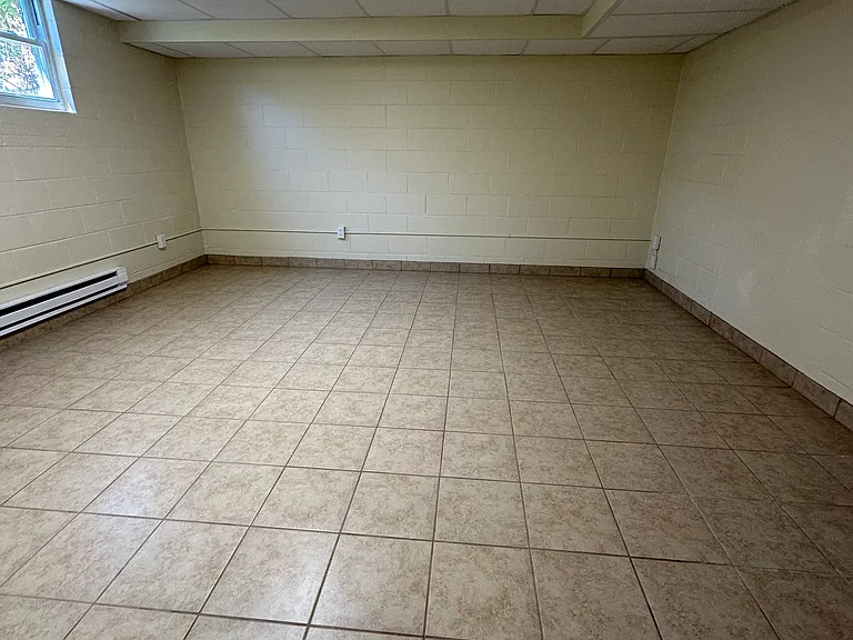 420 N Main St — Photo 19