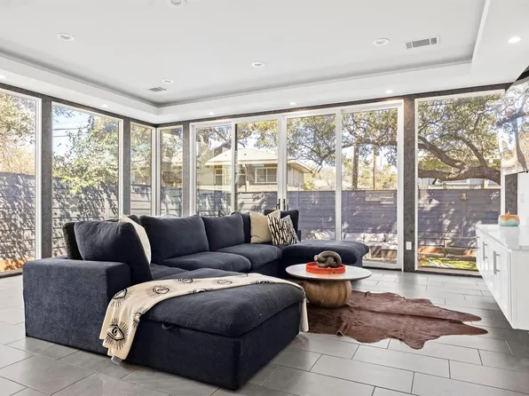 1206 W Oltorf St, Austin, TX 78704