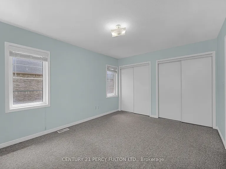 2 Talbotshire St — Photo 15