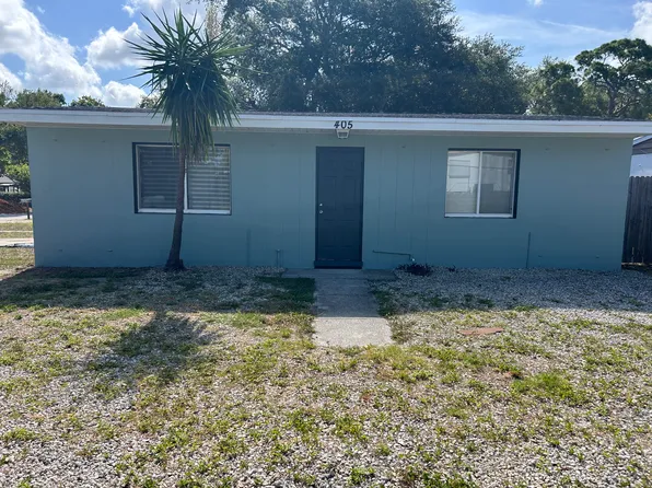 405 4th St NE, Largo, FL 33770