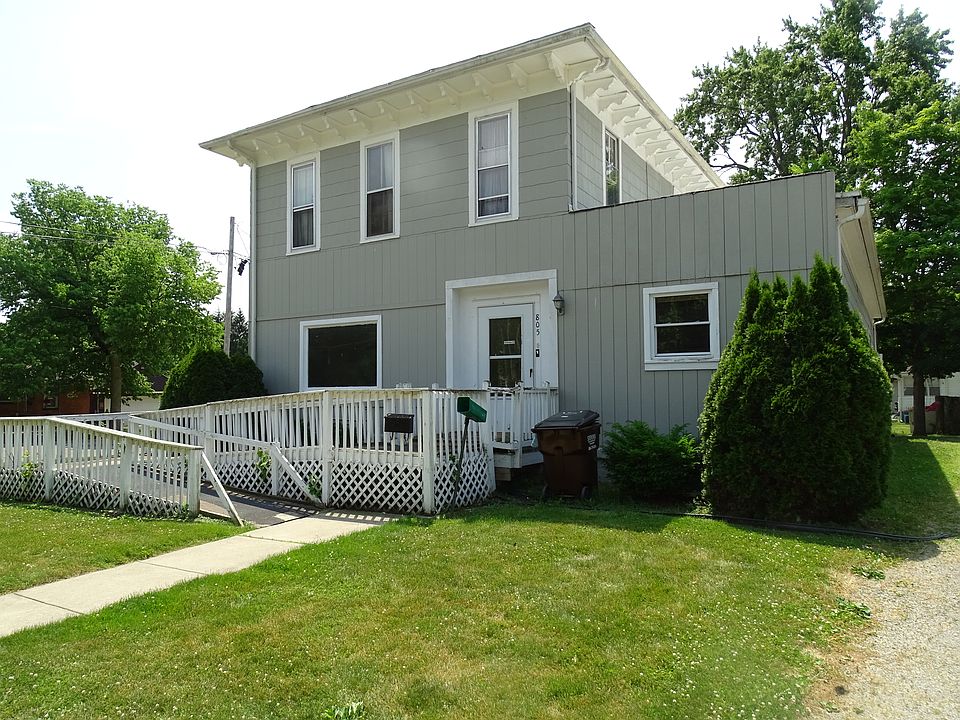 1st image of 805 College Ave #1