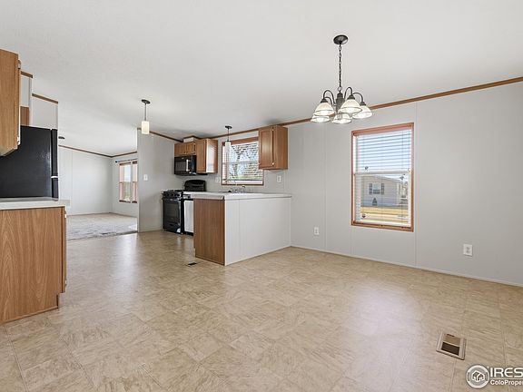 4th image of 3301 Coyote Ln #26