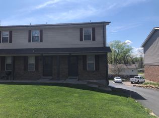 3033 Droste Rd, Saint Charles, MO 63301