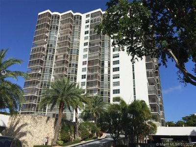 3375 N Country Club Dr APT 1507, Aventura, FL, 33180