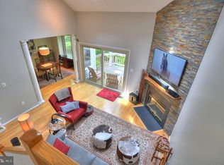 1252 Wedgewood Manor Way, Reston, VA 20194