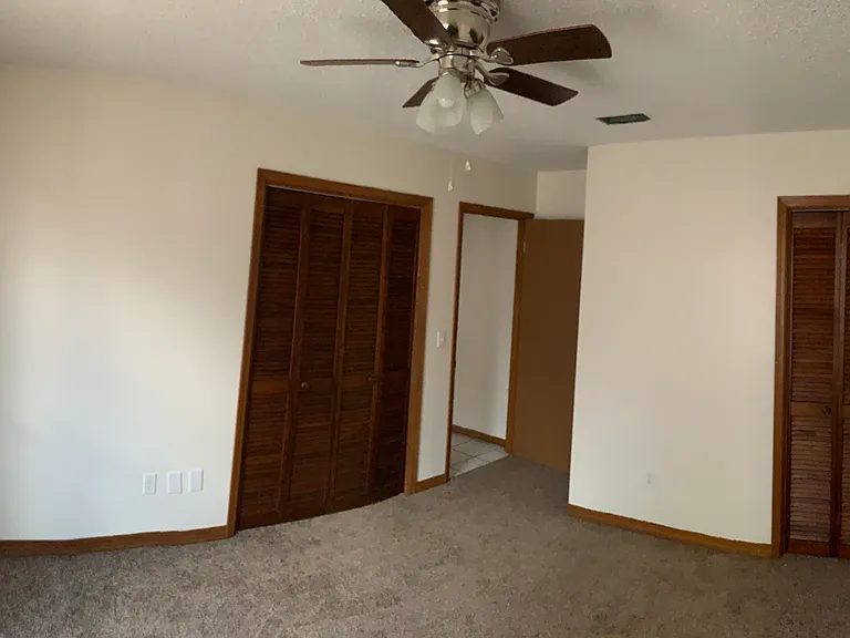 Panoramic view of the left bedroom.