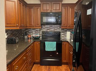 501 SW 75th St APT F12, Gainesville, FL 32607