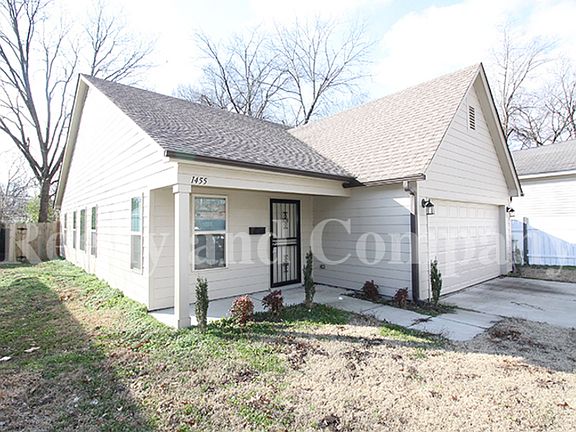 2nd image of 1455 Lyndale Ave
