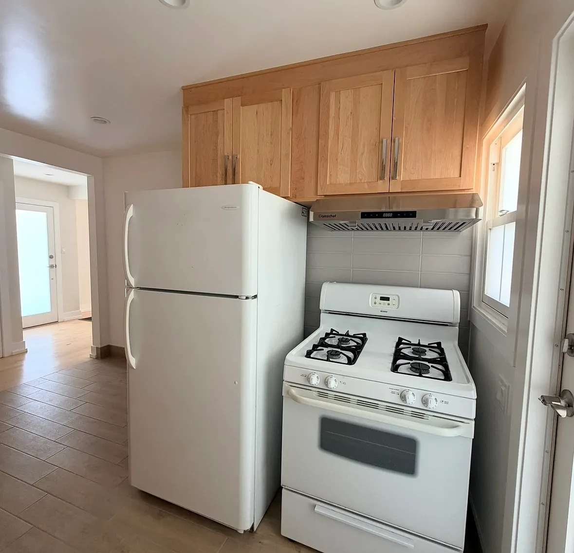 1 bed, 600 sqft, $2,395 — Photo 3