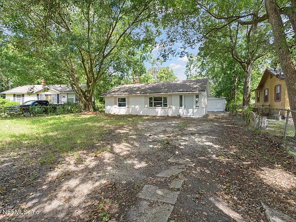 3rd image of 2569 ORCHARD Street