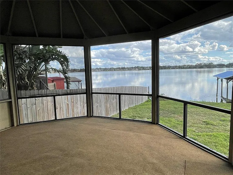 687 Lake Dexter Cir — Photo 24