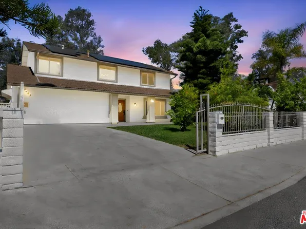 7901 Babcock Ave, North Hollywood, CA 91605