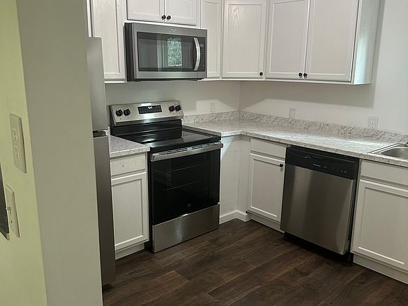 3rd image of 1607 James St