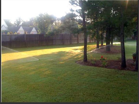 3rd image of 822 Merry Lake Dr
