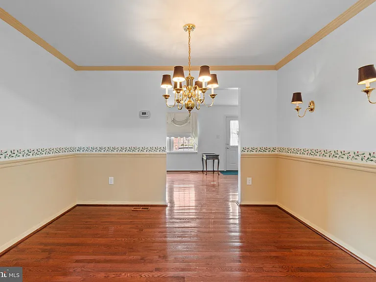 330 Harlan Sq #A-6 — Photo 8