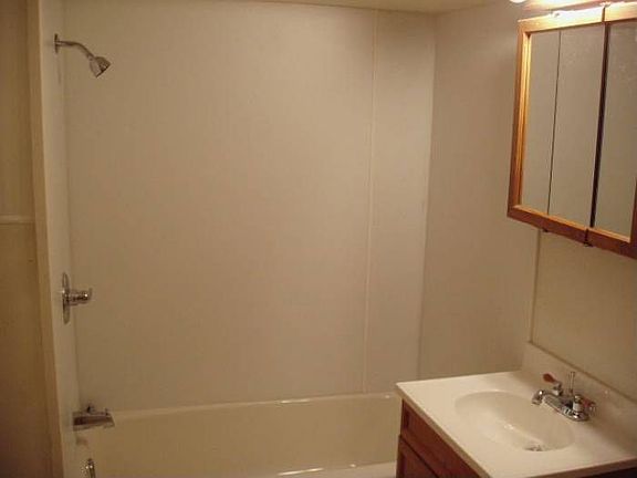 Main Level Bath