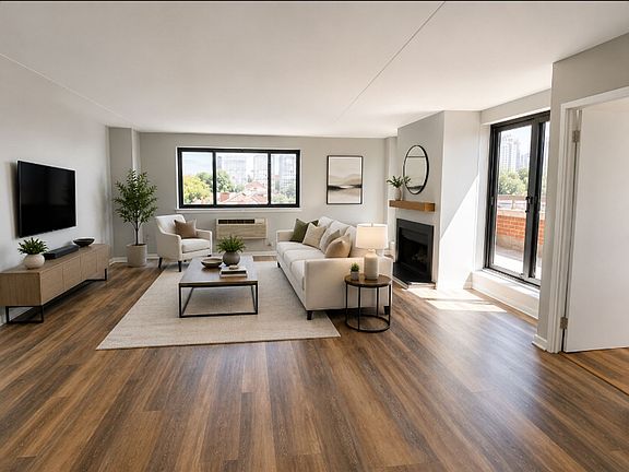 4th image of 200-210 Lombard St #708