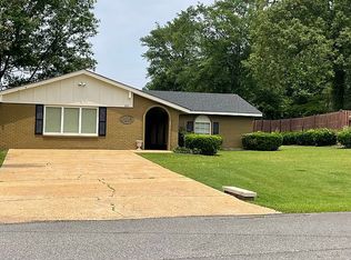 260 Earnest St, Sulligent, AL 35586