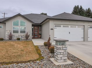 613 S Perry Avenue, East Wenatchee, WA