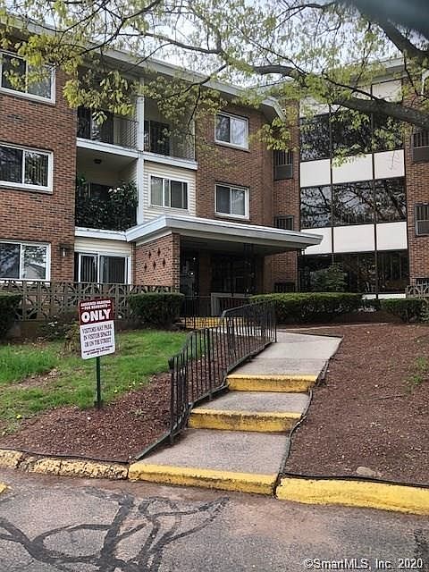 1st image of 124 Biruta St #B10