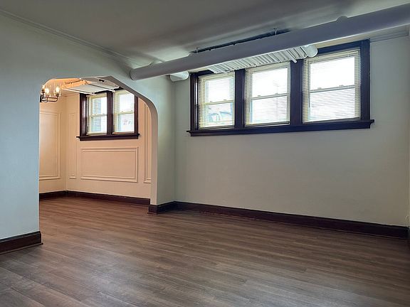 4th image of 4000 N Morris Blvd APT 13