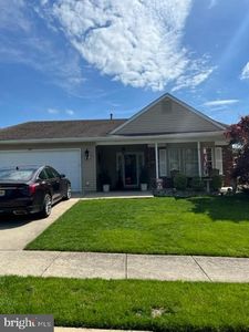 29 Lake View Ter, Columbus, NJ, 08022