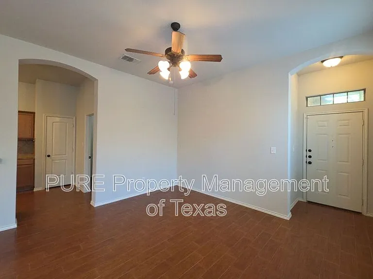 1504 Muirfield Bend Dr #A — Photo 6