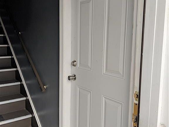 3rd image of 20 Blauvelt Ave #1