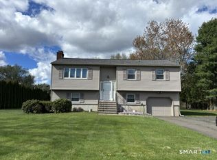 30 Hawley Road Ext, Danbury, CT 06811