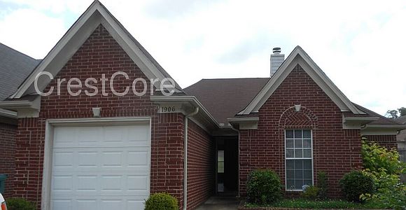 1st image of 1906 Garden Leaf Dr