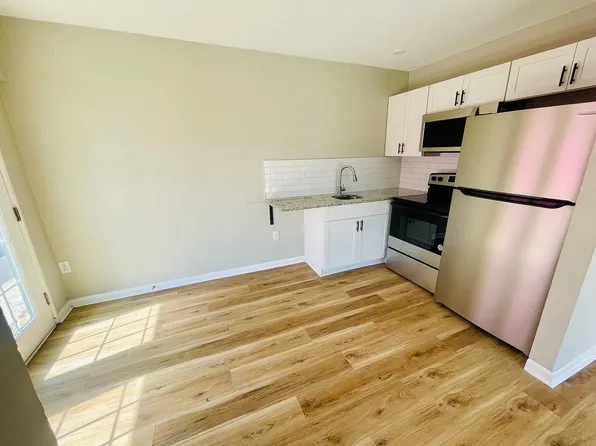 807 S Moody Rd, Palatka, FL
