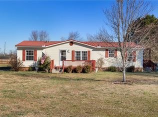 811 Pine Grove Rd, Seneca, SC 29678