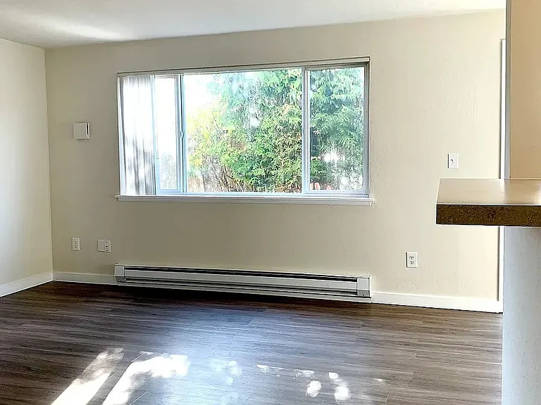 Renovated Apartments at Cedar Lane | Updated Kitchens & LVP Flooring | 1 Month Free! — Photo 9