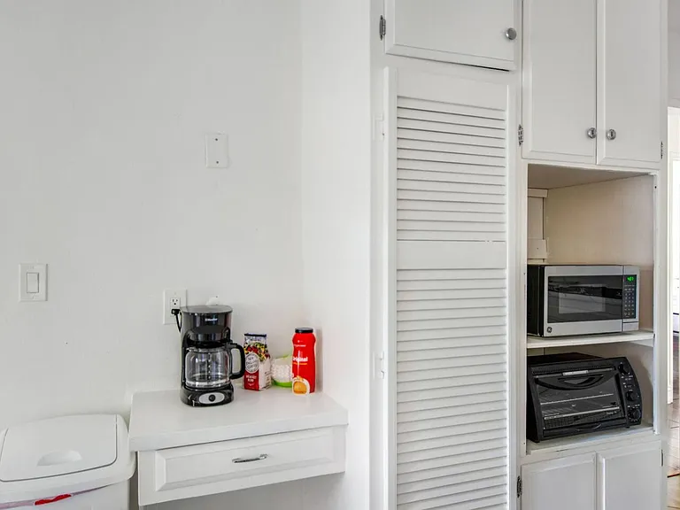 3720 S Marine St #1 — Photo 14