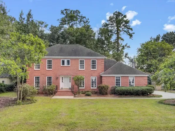 104 Stratford Dr, Summerville, SC 29485