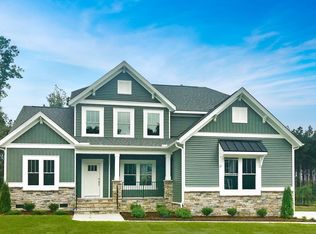 11936 Helmway Ct, Chester, VA 23836