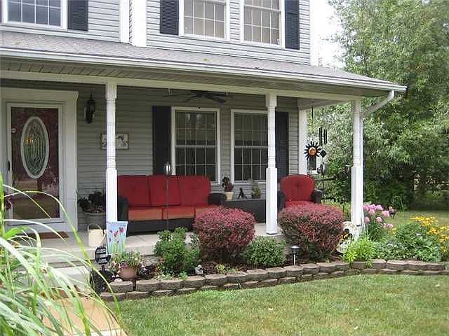 2nd image of 2481 Coe Ct