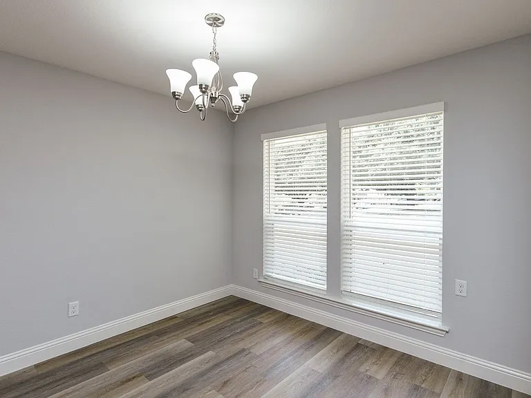 2501 Windy Pine Ln — Photo 8