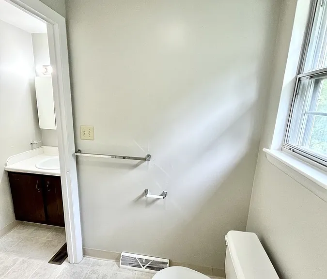444 Tanglewood Ln — Photo 19