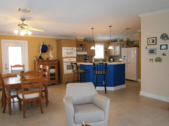 4th image of 124 Fairwich Ct