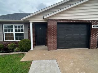 3402 SW Landau Ct APT 1 & 2, Bentonville, AR 72712