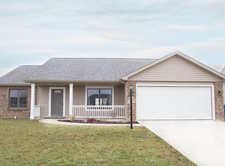 4747 Wintergreen Way, New Haven, IN 46774