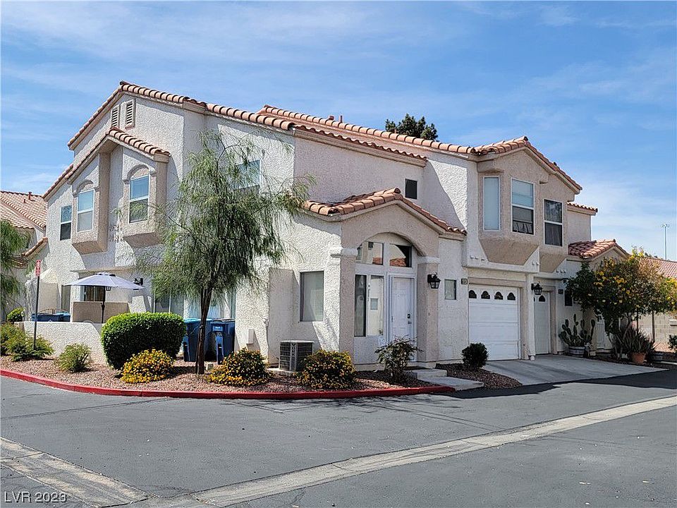 1st image of 4049 Castle Cove Dr